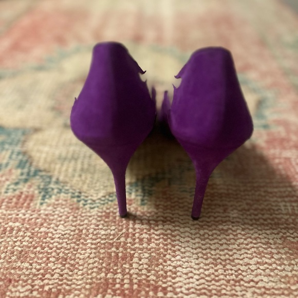Brian Atwood Victory Pumps - Picture 4 of 5